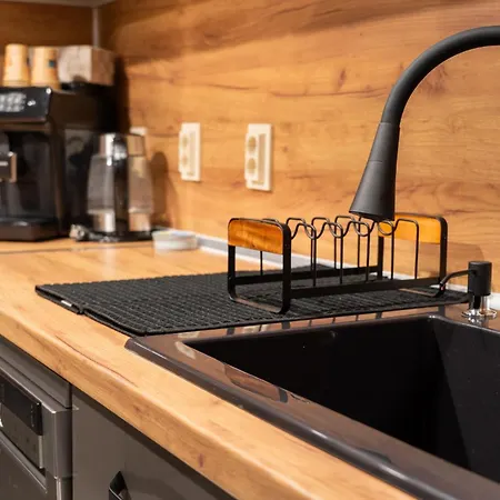 Апартаменты Seasons - Fast Wi-fi, Ac, Balconies