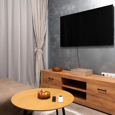 Seasons - Fast Wi-fi, Ac, Balconies Апартаменты *